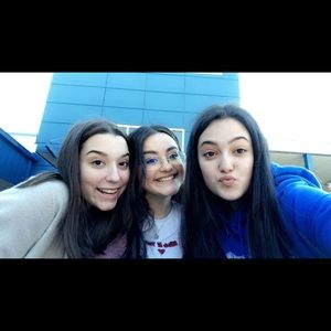 Meet your Posher, Madison